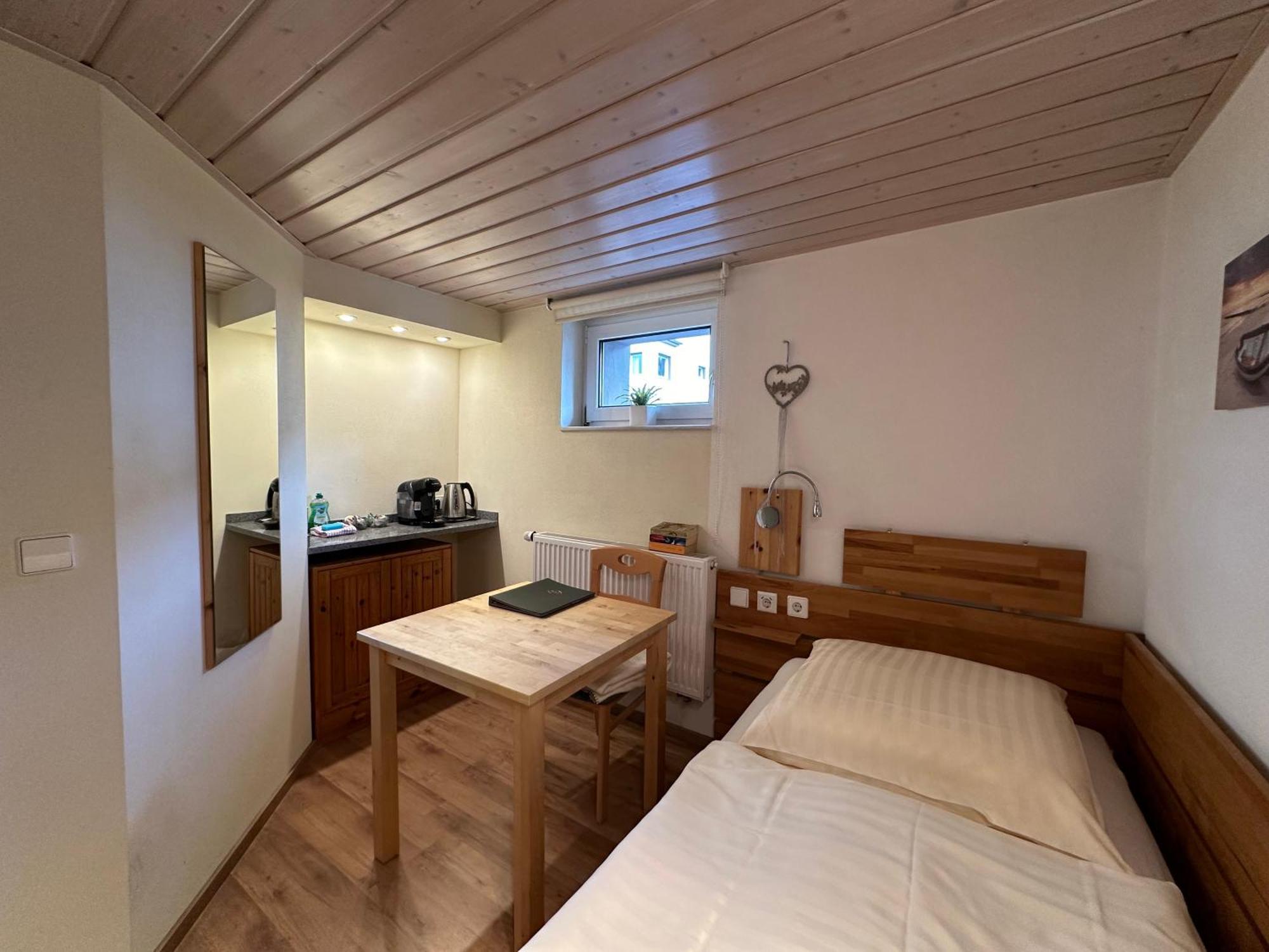 Pension Schramm Karlsruhe Exteriör bild