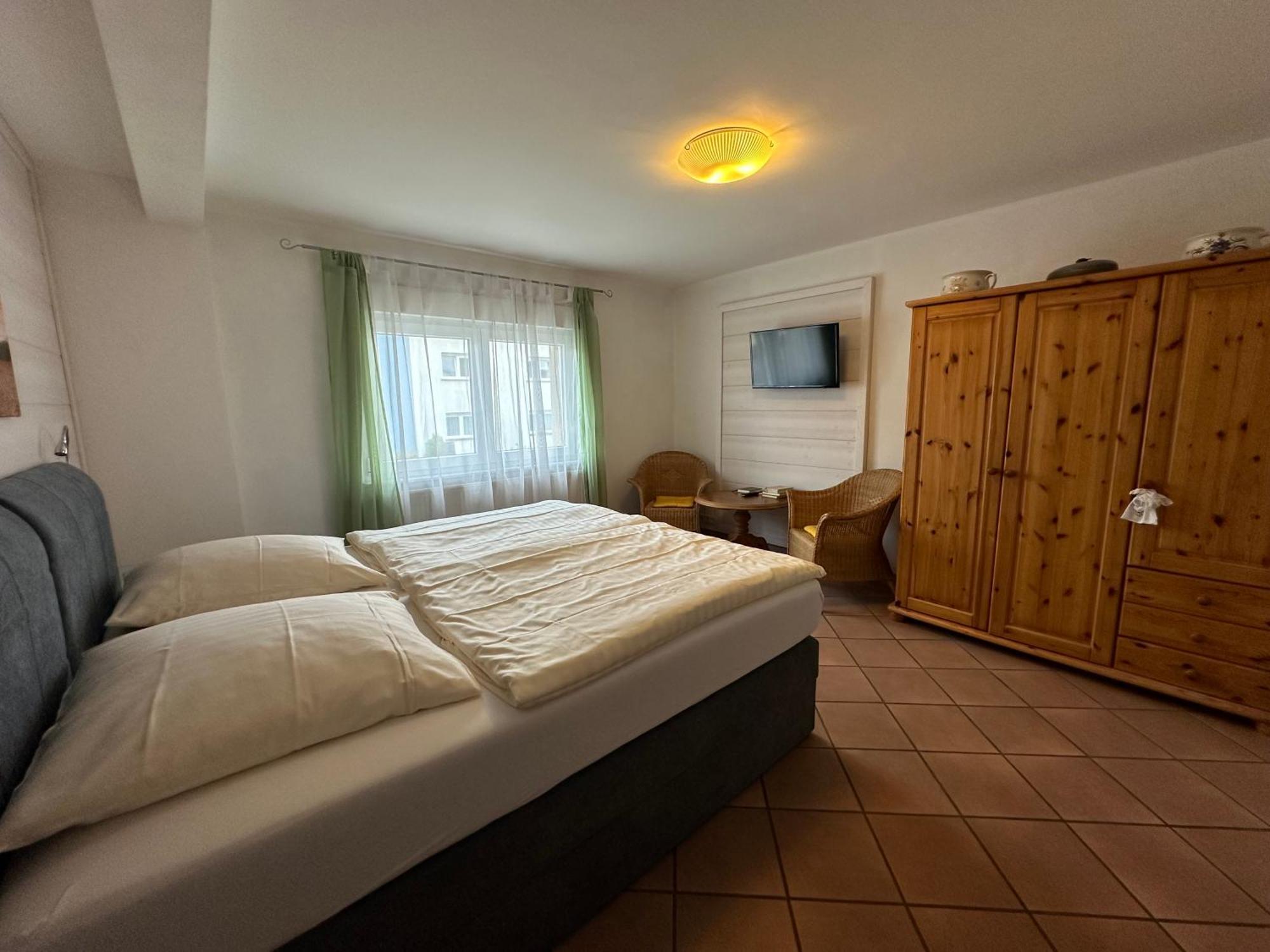 Pension Schramm Karlsruhe Exteriör bild